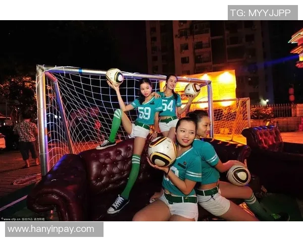 足球明星同框瞬间壁纸分享让你与偶像亲密接触尽享足球魅力与激情 足球明星同框瞬间壁纸分享让你与偶像亲密接触尽享足球魅力与激情